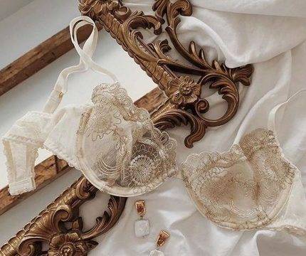 Красиво бельо за Коледа