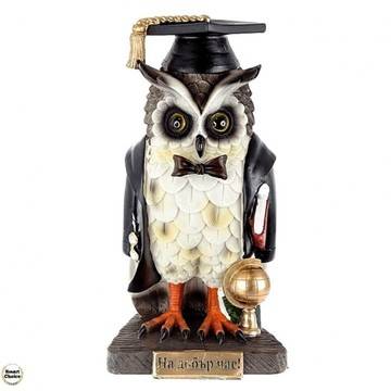 Фън Шуй статуетка пластика „Совата абсолвент“ – 34 см. Модел – 81-8593