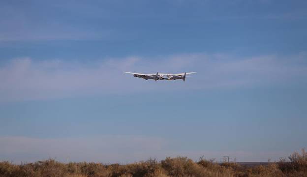 Астронавтите на Върджин Галактик се завърнаха у дома след преждевременно прекратен ракетен полет