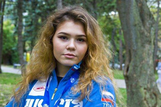 Снимки на руската ММА състезателка Услада Кичигина