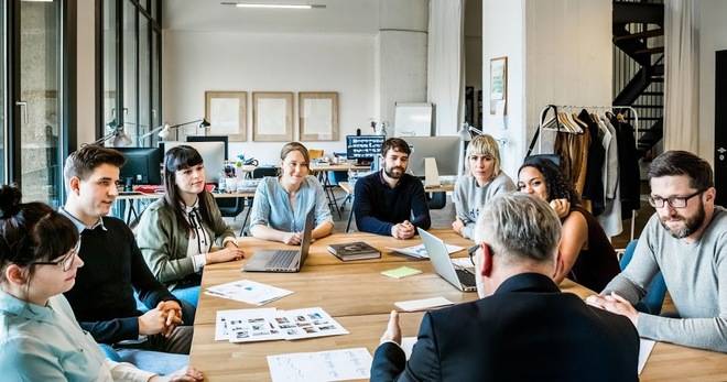 Съвети за управление на времето за мениджърите на продажби