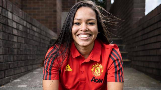 Бразилската перла на Манчестър Юнайтед Ивана Фусо