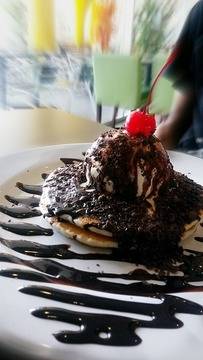 Днес, 16 декември, е денят на шоколадовите сиропи