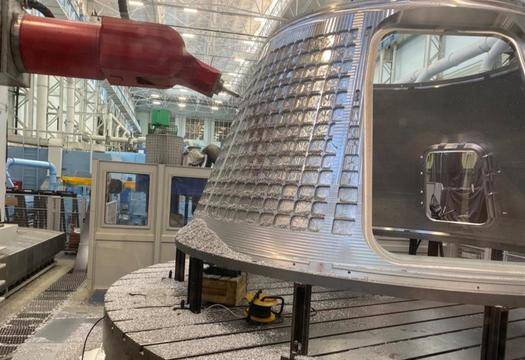 В опит да докаже, че работата по кораба Орел напредва, Рогозин пусна снимка на празен корпус