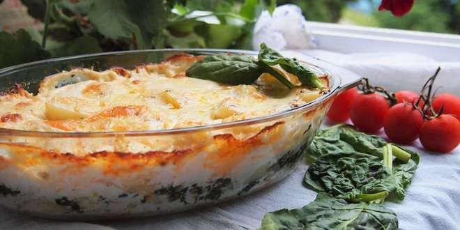Огретен със спанак и картофи