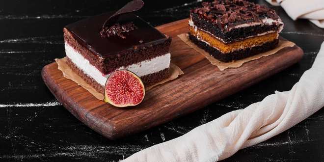 рецепта за Богат шоколадов чийзкейк без печене