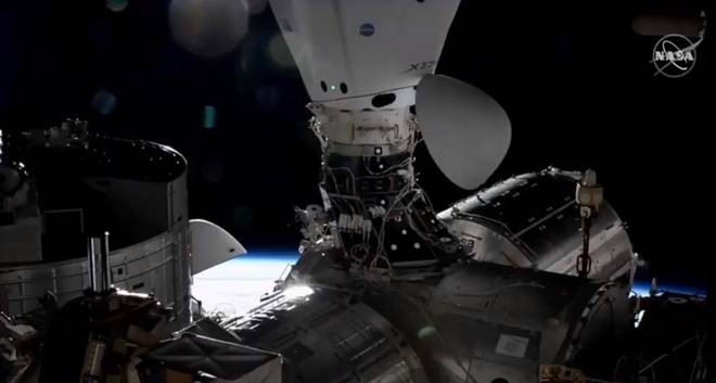 Космическият кораб Карго Драгън се готви за първото си завръщане на Земята на 12-ти януари