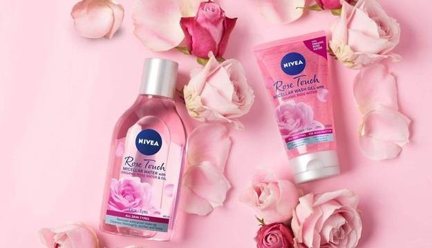 Спечелете комплект продукти Rose Touch от Nivea