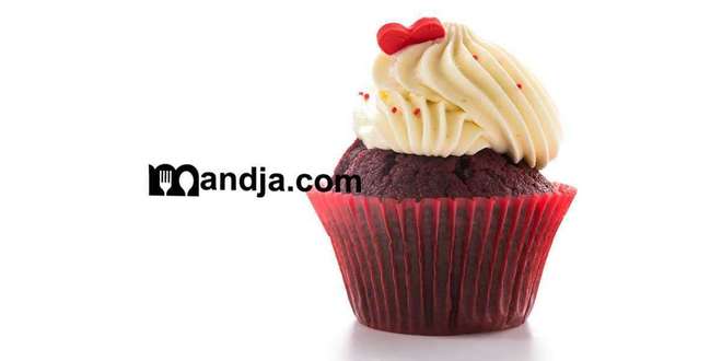 ЯБЪЛКОВ ЧИЙЗКЕЙК В ЧАША