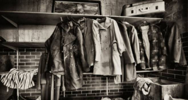 Какво да правим с Вещите на Починалите?