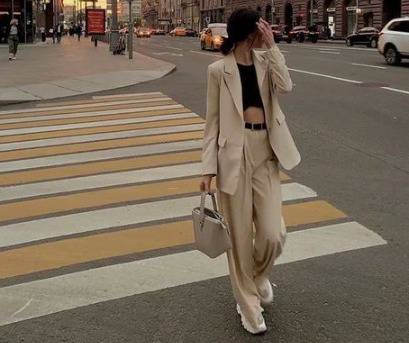 Модни вдъхновения в неутрални цветове