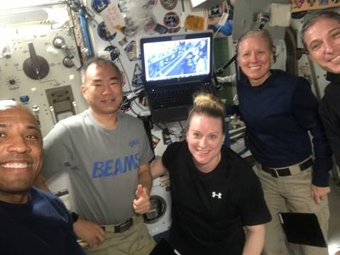 Астронавтите на МКС изгледаха кацането на Пърсъвиърънс от космоса!