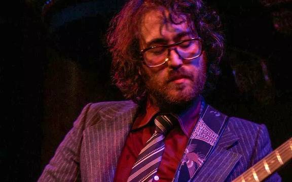 Синът на Джон Ленън обяснява защо Джийн Симънс туитва за биткойните, ADA е добър