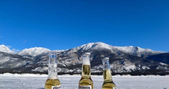Сблъсък между AB InBev и Constellation Brands относно марка CORONA в САЩ