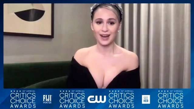 Мария Бакалова спечели наградата “Изборът на критиците”