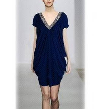 НАДИПЛЕНА ТУНИКА