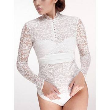 БЯЛО БУТИКОВО БОДИ