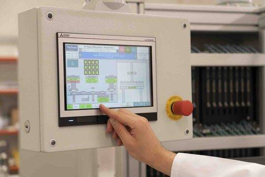 Може ли напредък в цифровите технологии, обединен със съществуващите машини, да подобри продукцията?