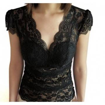 ДАНТЕЛЕНА БЛУЗА