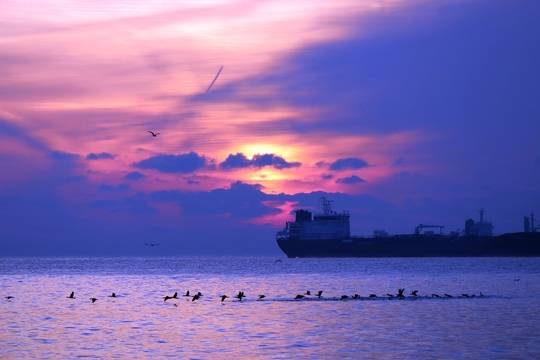 Изгревът, залезът и морето (фотогалерия)