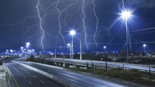 Защита от пренапрежение при LED осветление