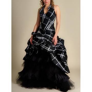 БАЛНА РОКЛЯ