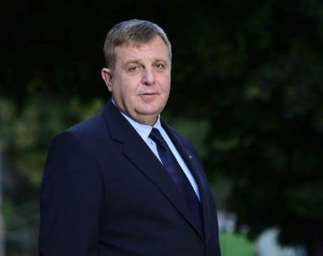 Каракачанов към Скопие: ДрУгари и дрУгарки, докато мен и ВМРО ни има, с Вашата омраза и наглост към България, Македония няма…