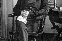 САЩ са родината на черния пиар, но и в България политическите плювни изобилстват