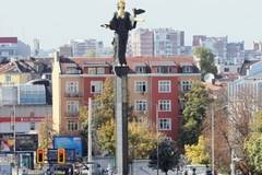 Задминахме Париж по скъпи имоти