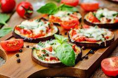 Всички полудяха по тези лесни мини пици от “ТикТок“, стават за минути ВИДЕО