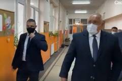 Бойко гласува и обяви: Изборите ще излязат поне 150 милиона лева