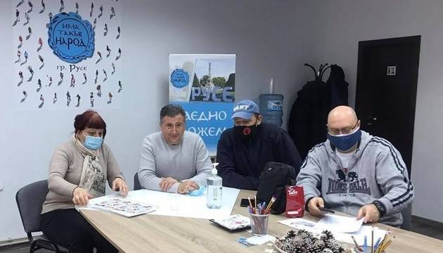 Кой кой е в партията на Слави Трифонов