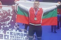 Три сребърни медала за България от европейското по щанги в Москва