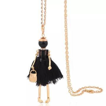 Колие с кукличка