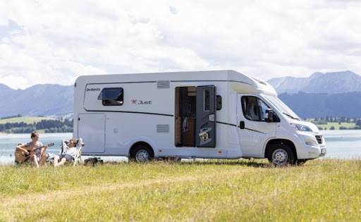 Спечелете уикенд с кемпер и още много награди