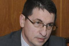 Нов абсурд в българското МВР: Бизнесмен заплашва разследващ журналист, полицията прави протокол на журналиста