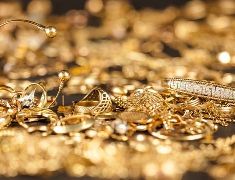 Какво трябва да знаете, когато купувате бижута: как да не купите фалшификат