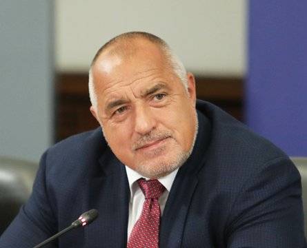 Бойко Борисов не дойде в парламента. Депозира писмено оставката на правителството