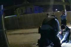 Шокиращо ВИДЕО 18 показва последните мигове на застреляно 13-г момче в Чикаго