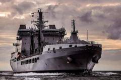 Войната наближава? И Великобритания изпрати тежко въоръжен миненосец с ракети в Черно море