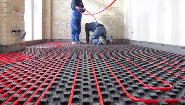 Лепило за плочки за подово отопление: кое е по-добро, правила за изчисляване и полагане