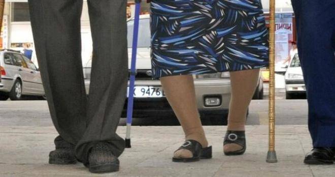 Започва изплащането на 120 лв. на над 390 000 пенсионери