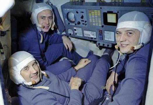 Историческа дата: отбелязваме половин век от изстрелването на първата космическа станция!