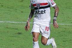 Играчът с най-много трофеи в историята на футбола също изригна срещу Суперлигата