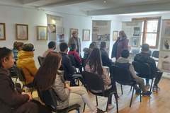 Ученици, от РПГ „Никола Стойчев“, се докоснаха до историята на старите занаяти, упражнявани в Разлог