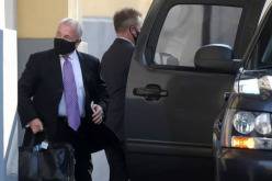 Посланикът на САЩ в Москва е излязъл от резиденцията с багажа си