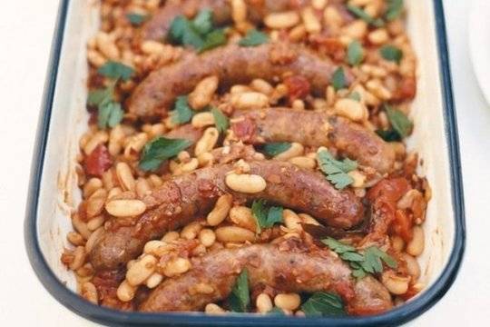 Боб на тава по черновръшки