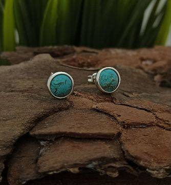 Сребърни обеци 1129ET в кръгла форма с тюркоаз