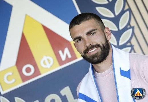 Тома Даске също се раздели с Левски София