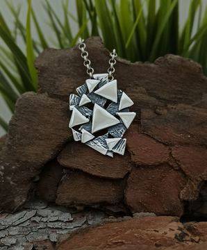 Дамски сребърен медальон 692M